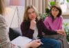 Free online couples counseling session in a therapist office