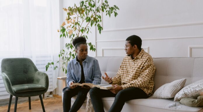 Couple addressing political differences in a relationship