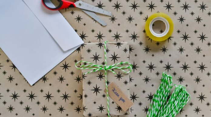 Gift wrapping materials with a thank you tag and twine